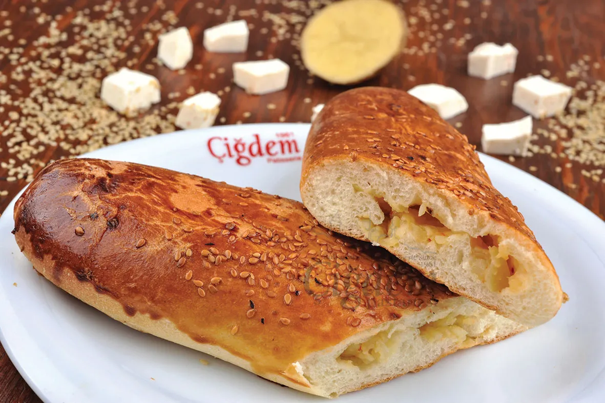 Büyük Kır Pidesi